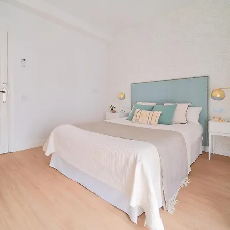 Orange Square Rooftop 250 M2 * Marbellac